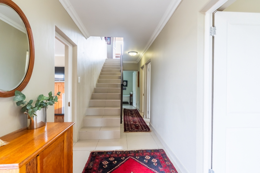 4 Bedroom Property for Sale in Reebok Western Cape